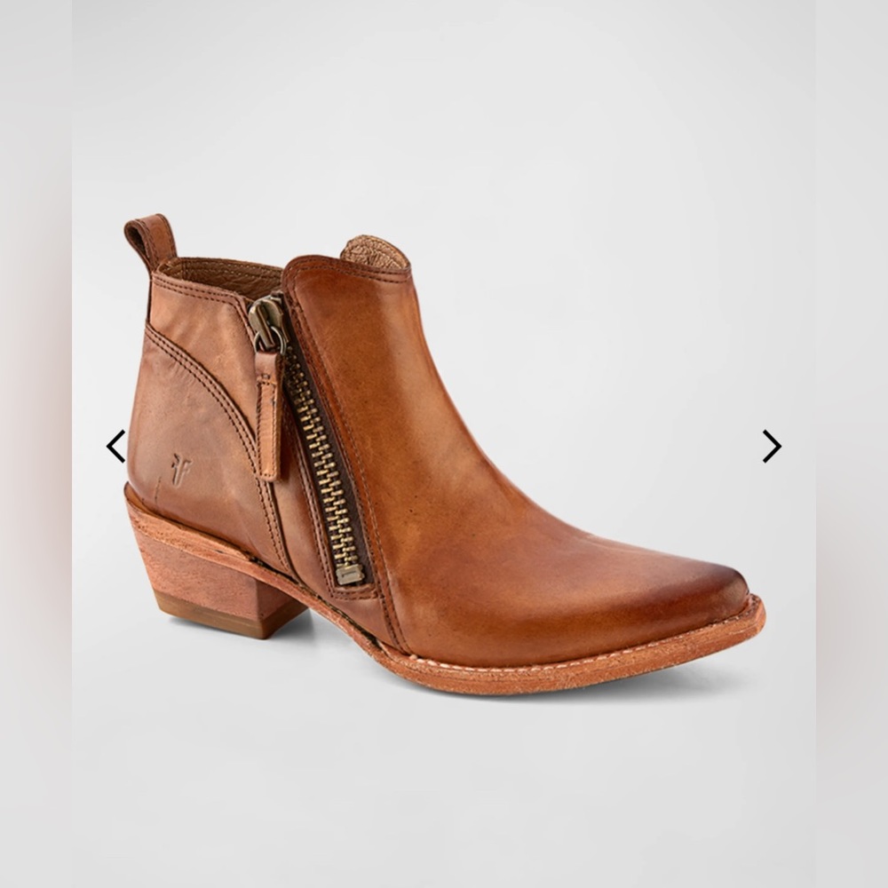 Frye Sacha Moro Short Caramel Bootie